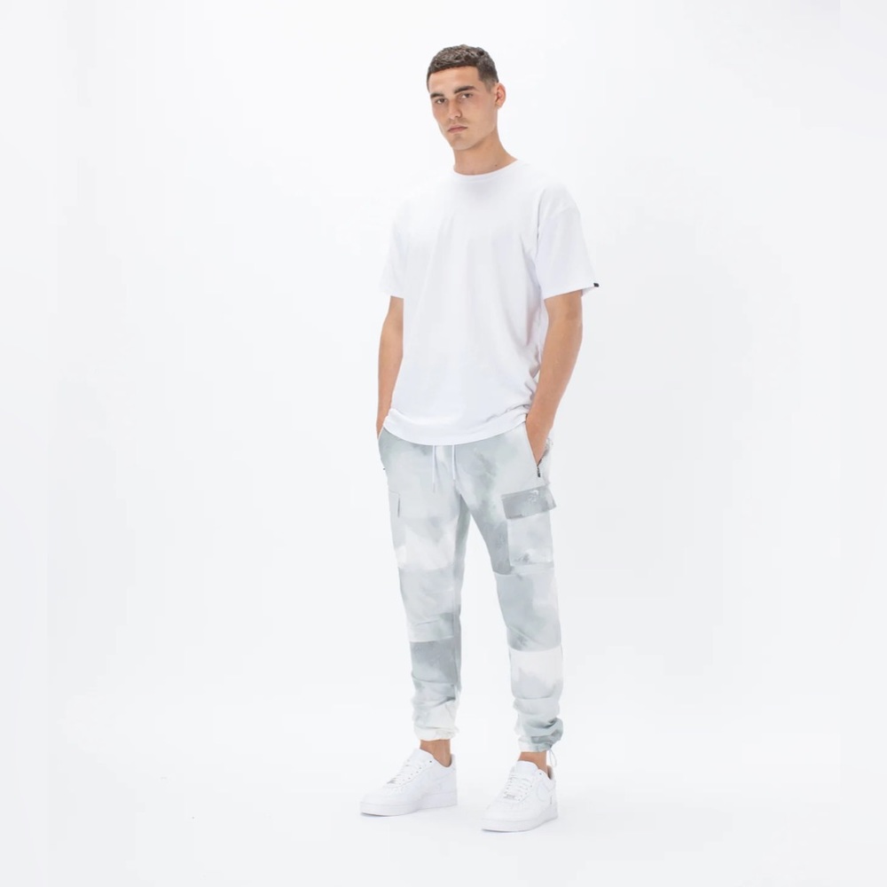 ZANEROBE Jumpshot Jogger Army Cargo Pocket Pant in White Camo (30) NEW WITH TAGS
